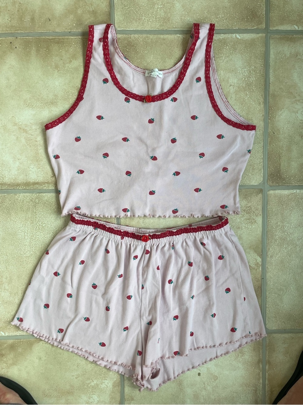 Love & Lazy Z Days Y2K 90s  cotton strawberry pink shorts/ tank pj set; size XL